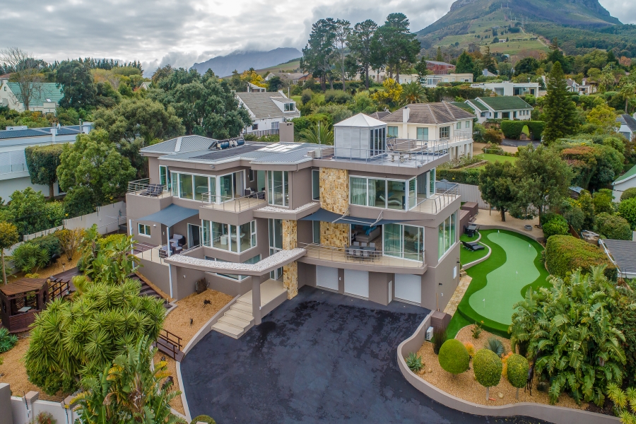 5 Bedroom Property for Sale in Helderberg Estate Western Cape